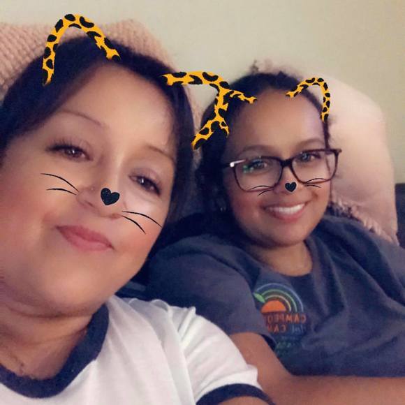 Meet your Posher, Ofelia - Picture 1 of 1